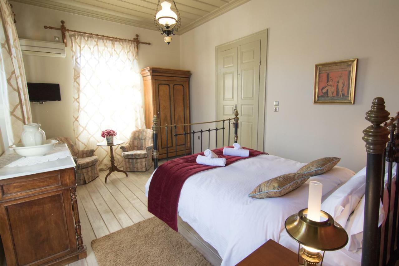 Ganimede Hotel, Galaxidi Ngoại thất bức ảnh